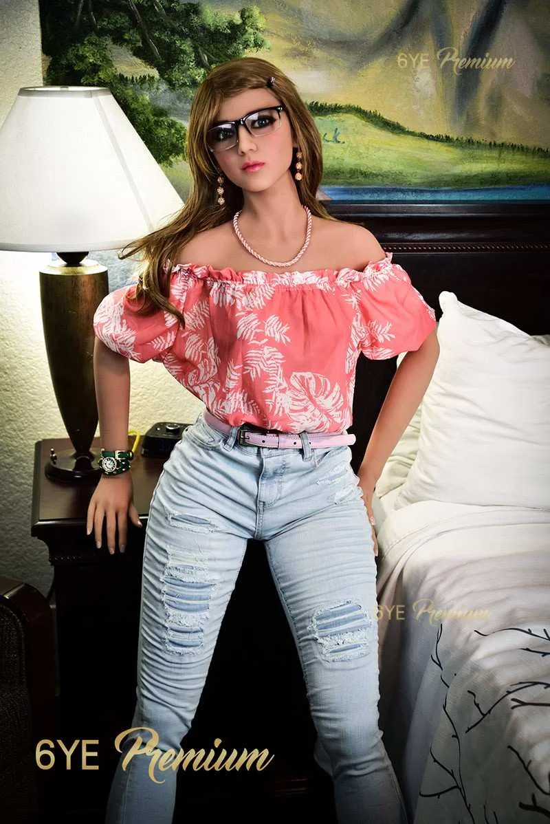 162cm (5ft4") Realistic Sex Doll with Curvy Bottom - B-Cup - Spice