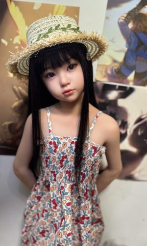 UTDOLLS 128CM ナナコシリコンドール