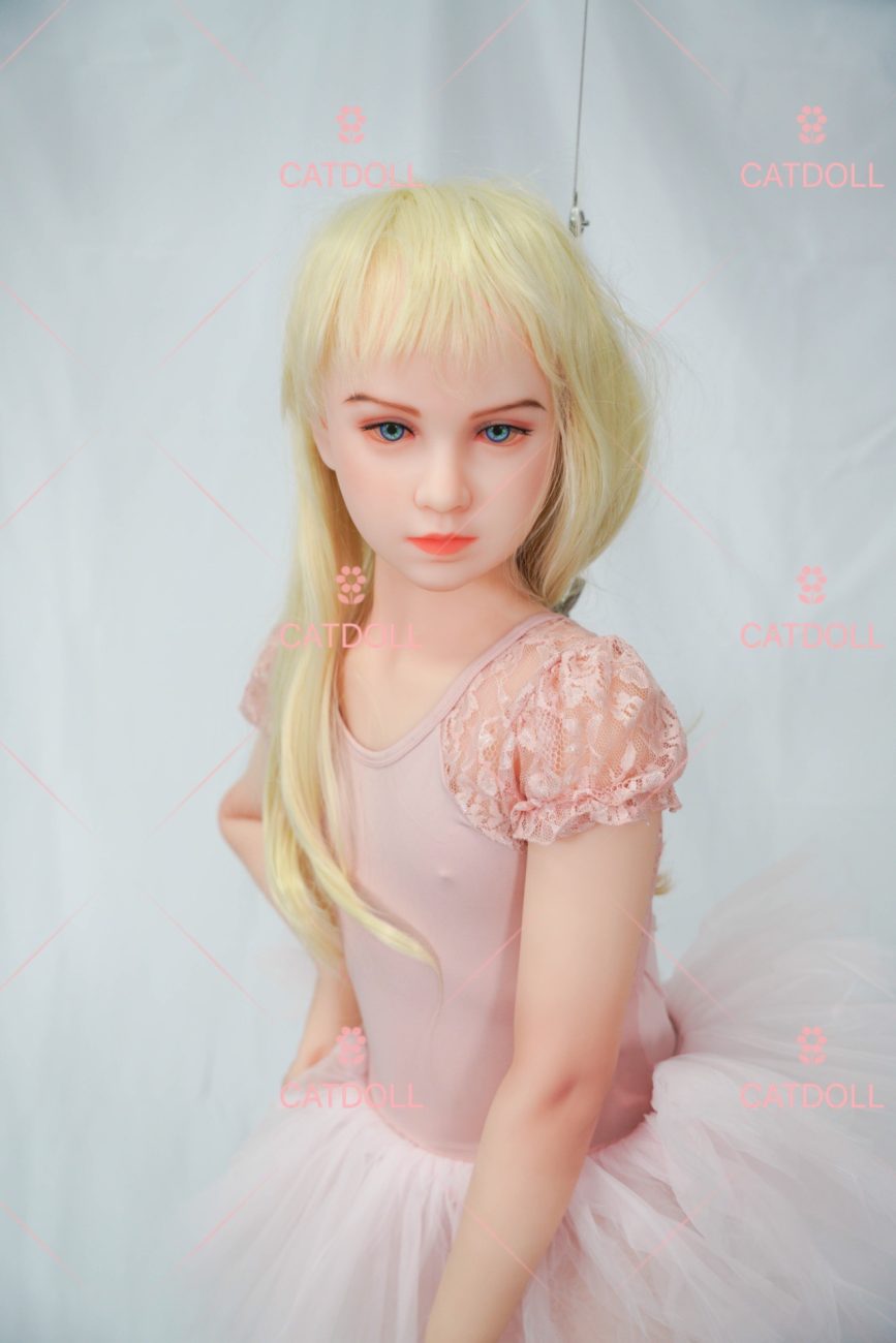 UTDOLLS 130CM サーシャ リアルミニドール - 画像 (7)