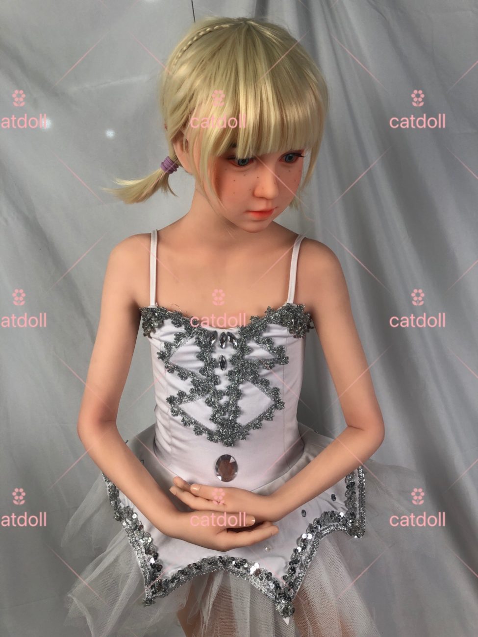 UTDOLLS 135CM サーシャ リアルミニドール - 画像 (7)