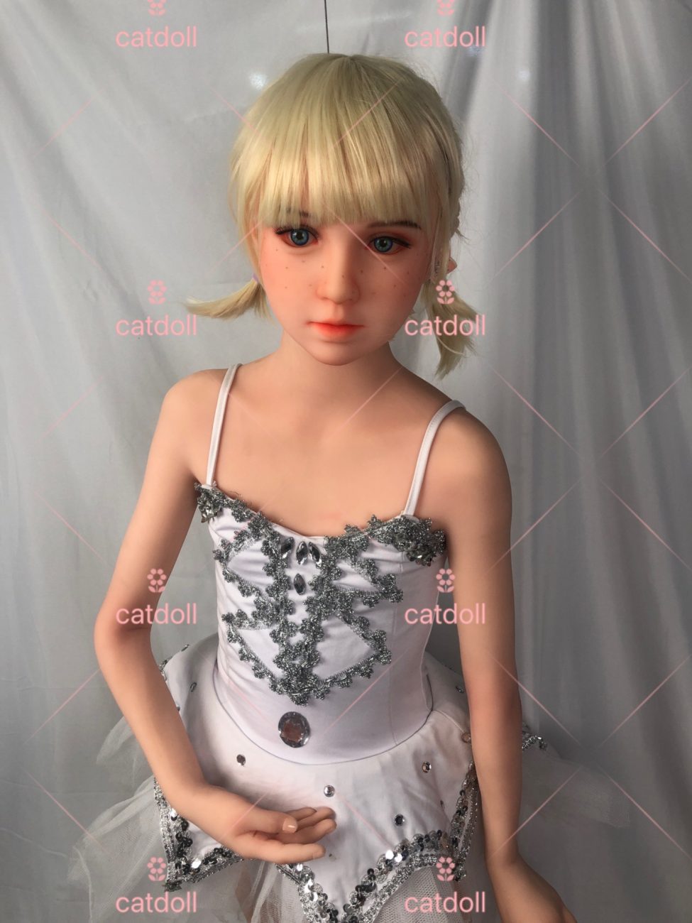 UTDOLLS 135CM サーシャ リアルミニドール - 画像 (10)