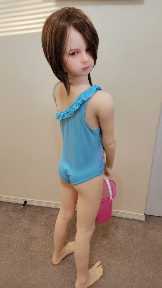 UTDOLLS 128CM ヘディ リアルミニドール - 画像 (3)