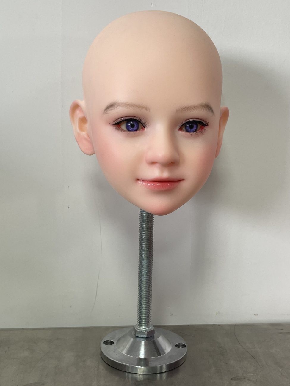 UTDOLLS ローラ ソフトシリコンヘッド - 画像 (2)